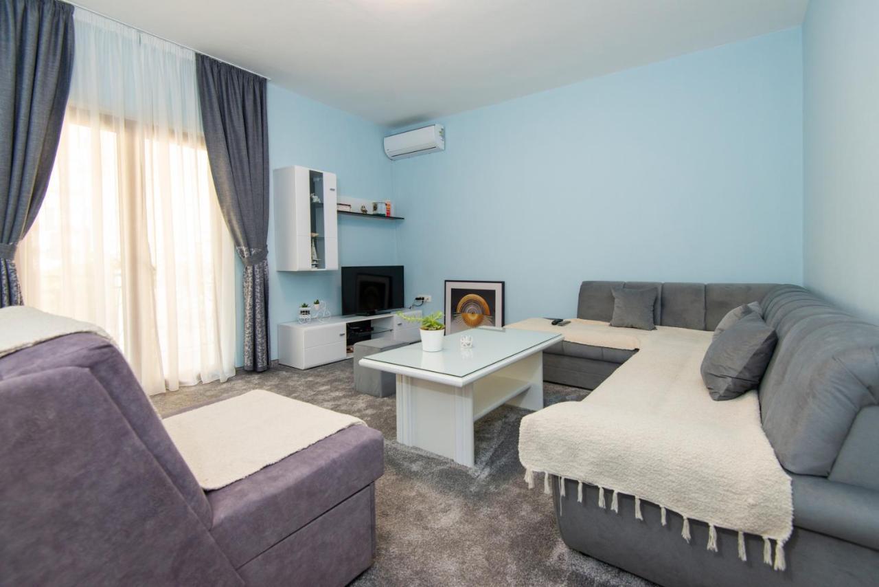 Apartments Kiki โกตอร์ ภายนอก รูปภาพ