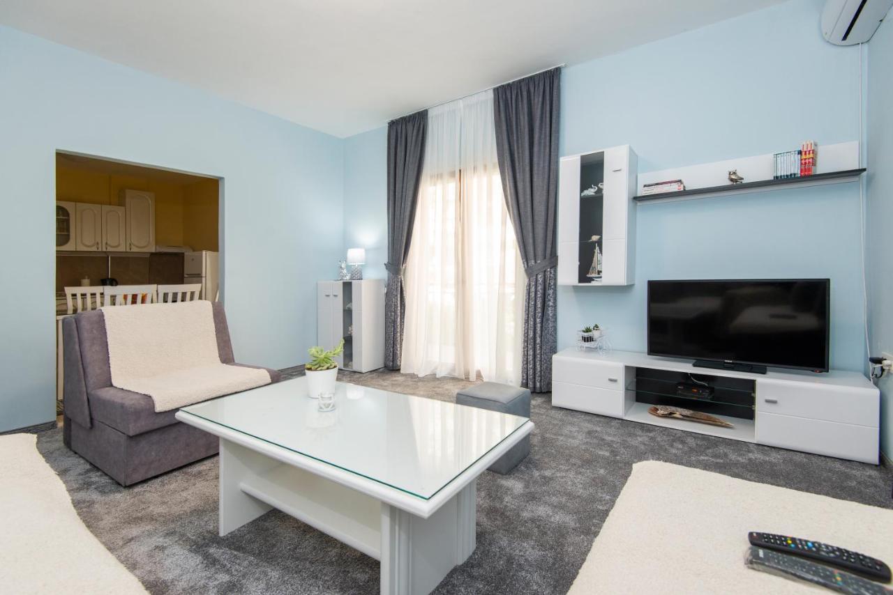Apartments Kiki โกตอร์ ภายนอก รูปภาพ