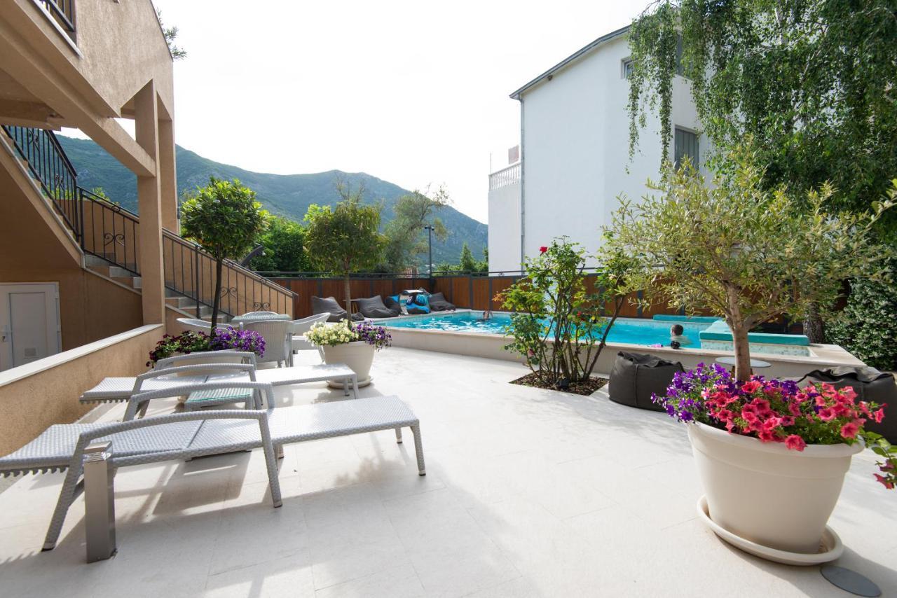 Apartments Kiki โกตอร์ ภายนอก รูปภาพ
