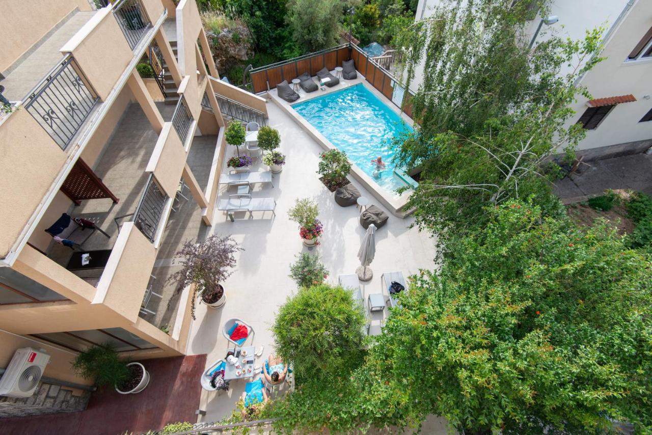 Apartments Kiki โกตอร์ ภายนอก รูปภาพ